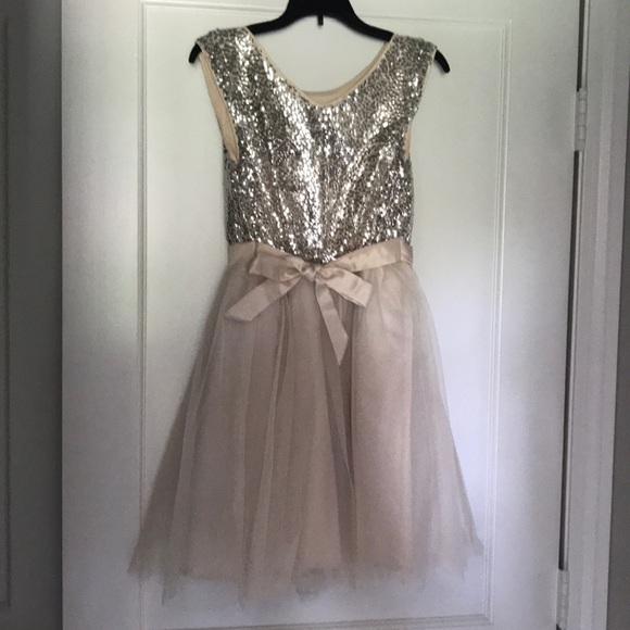 Girls dress - Picture 2 of 2